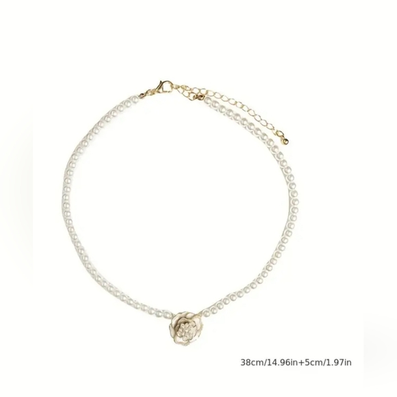 Women's pearl necklace - Picture 5 of 6